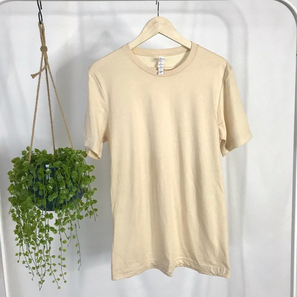 NWOT Bella Canvas Soft Cream Unisex T-Shirt M